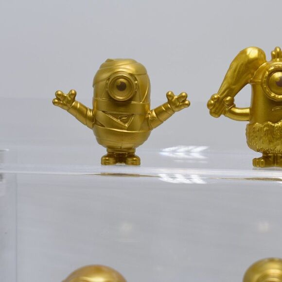 McDonald's Happy Meal Lot Of 6 Mini Golden Minions - Picture 2 of 7